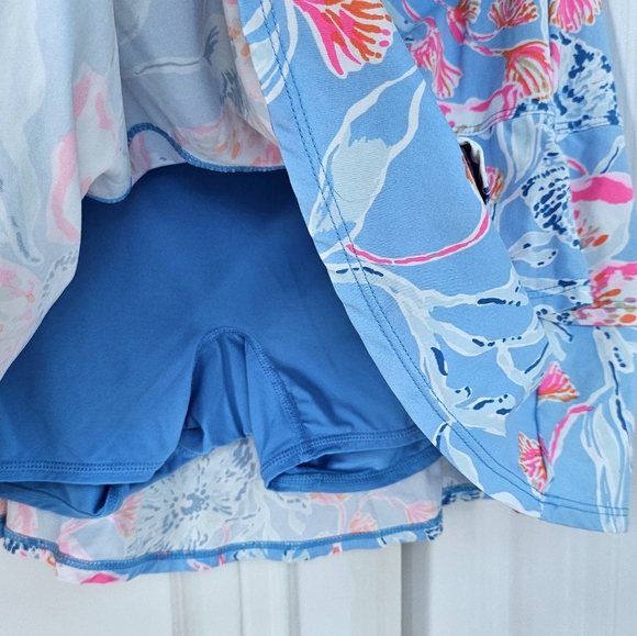 LILLY PULITZER Romana Luxletic Skort in Multi Bahamian Rhapsody - Picture 10 of 13